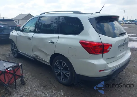 2018 Nissan Pathfinder Platinum z USA, uszkodzony, nr VIN 5N1DR2MM1JC612848